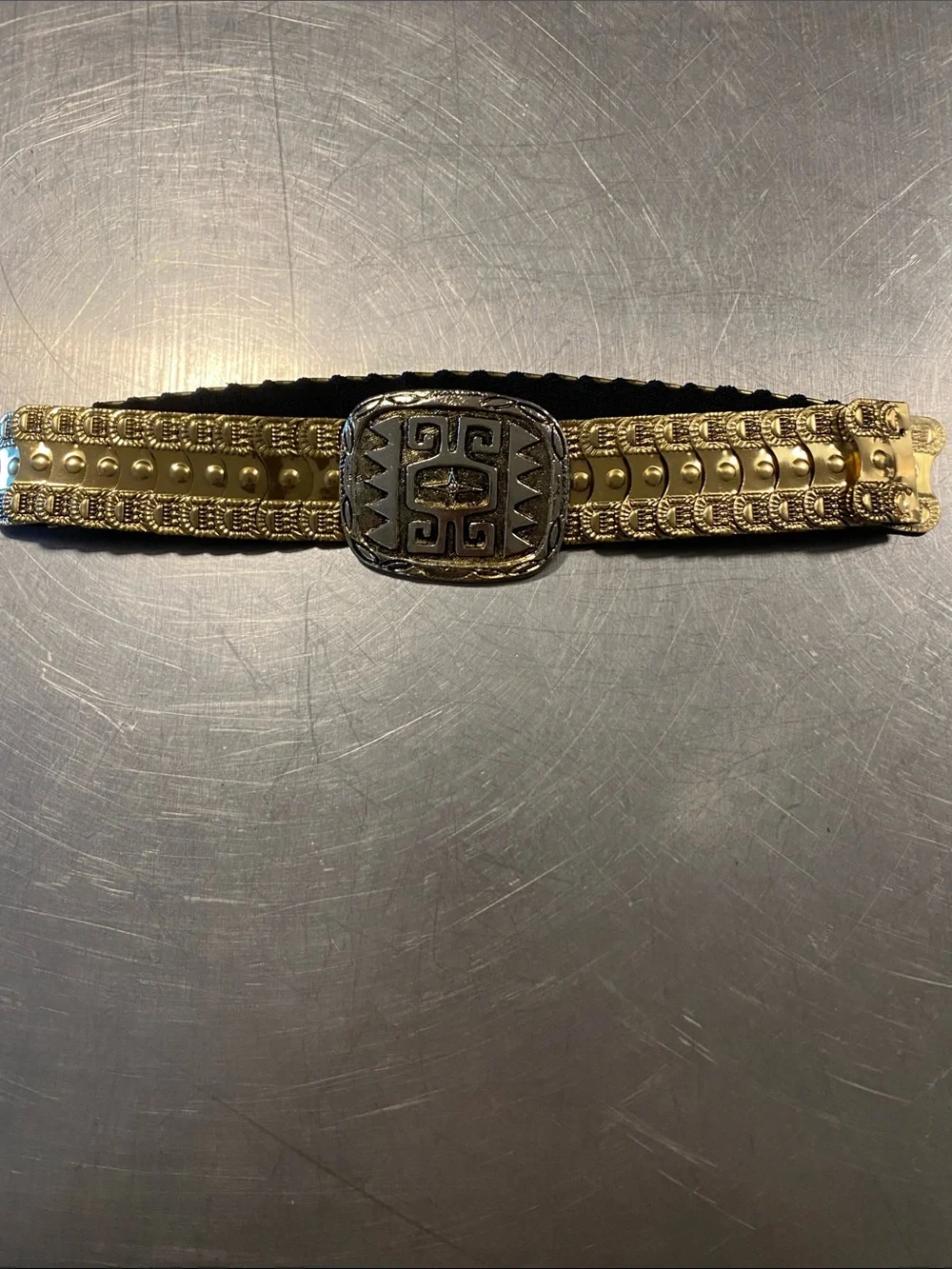 Vintage Gold tone stretchable metal belt